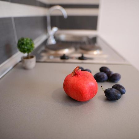 Central Spot Apartments Belgrado Esterno foto