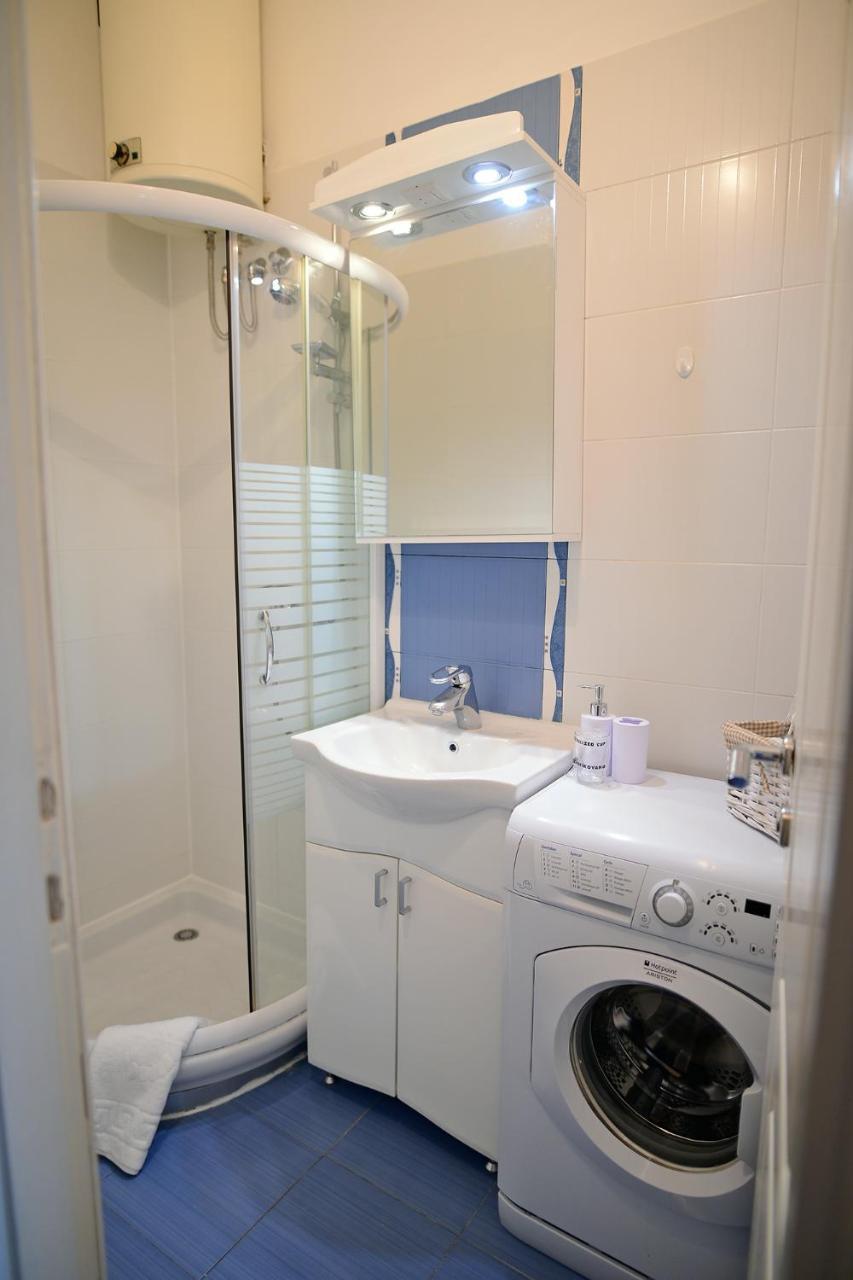 Central Spot Apartments Belgrado Esterno foto